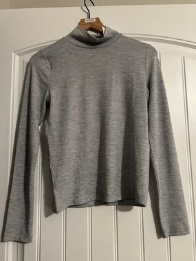 LOFT Mock neck Light Sweater Small